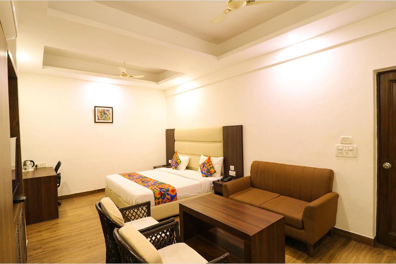 FabHotel Bel Morris New Delhi Buitenkant foto